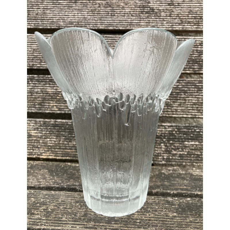 Pertti Kallioinen Lasisepat vaas